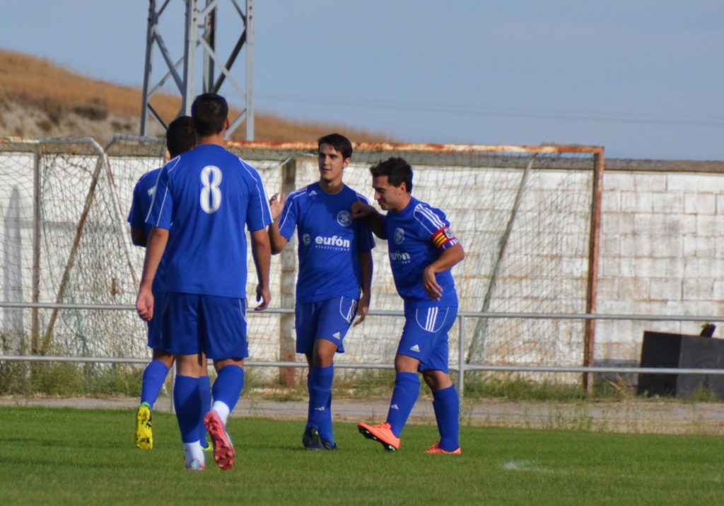 Celebración del 1-0 logrado por Puche